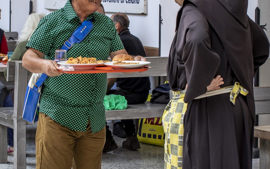 Volontariato in crescita (+28,4%) e aumentano del 36% i pasti distribuiti in un anno: il Bilancio Sociale di Antoniano racconta l’Italia solidale