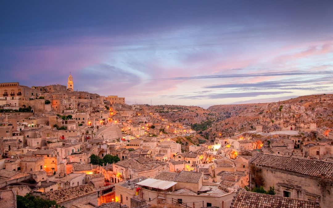 Le vacanze estive si scelgono su TikTok: le 14 mete italiane più consigliate dai travel creator